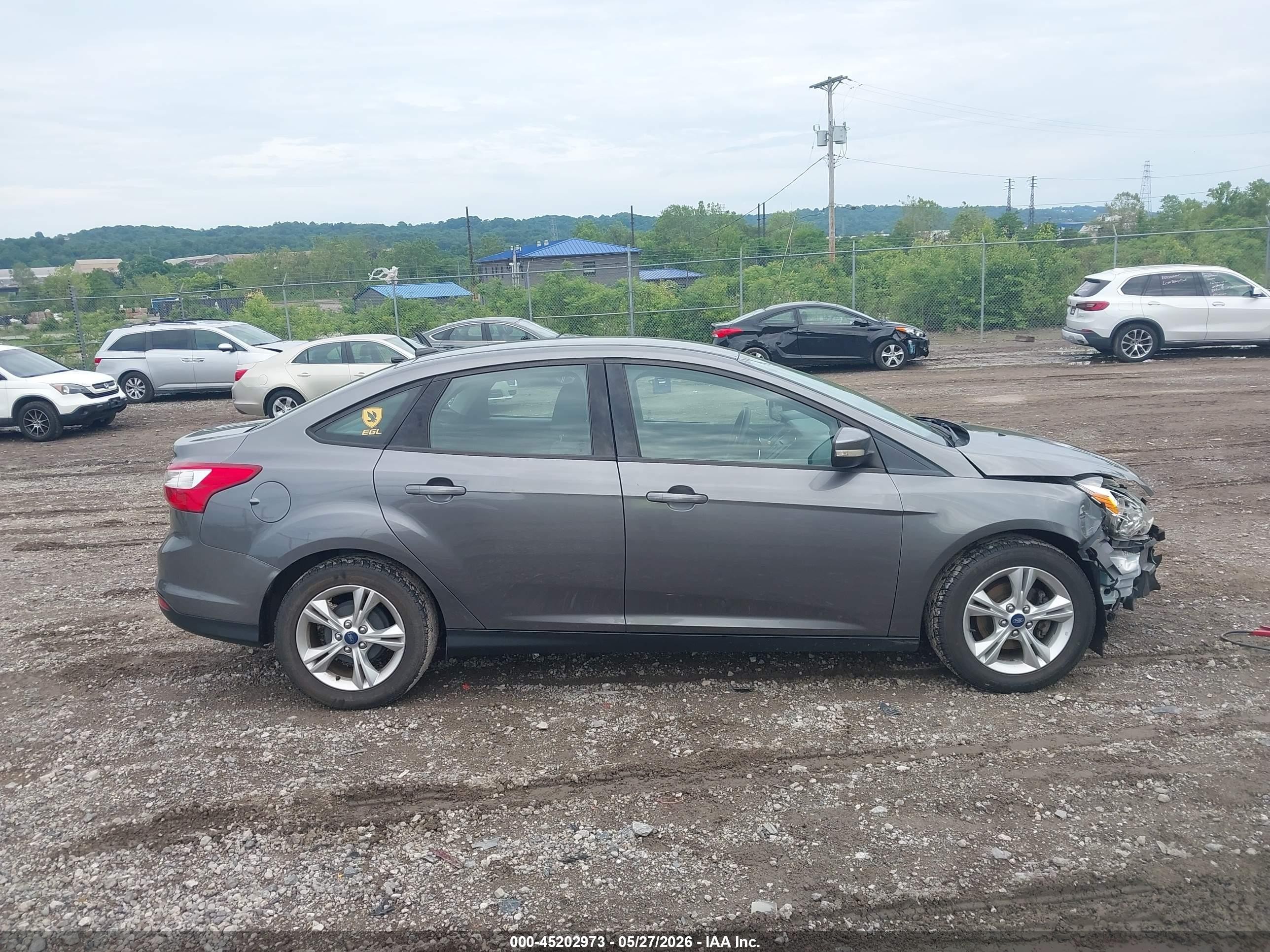2013 Ford Focus Se Gray vin: 1FADP3F28DL341230