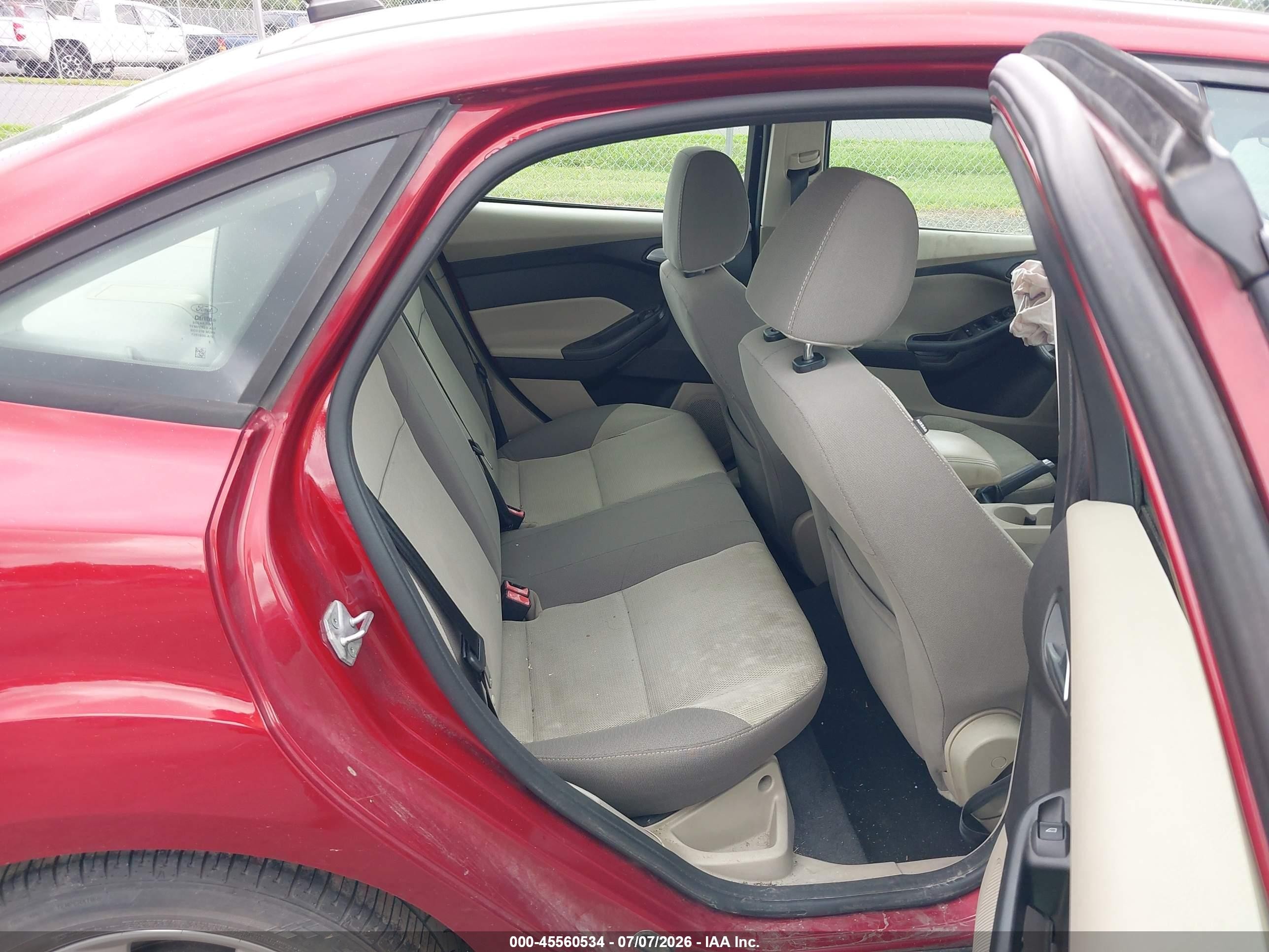 2013 Ford Focus Se Red vin: 1FADP3F28DL359162