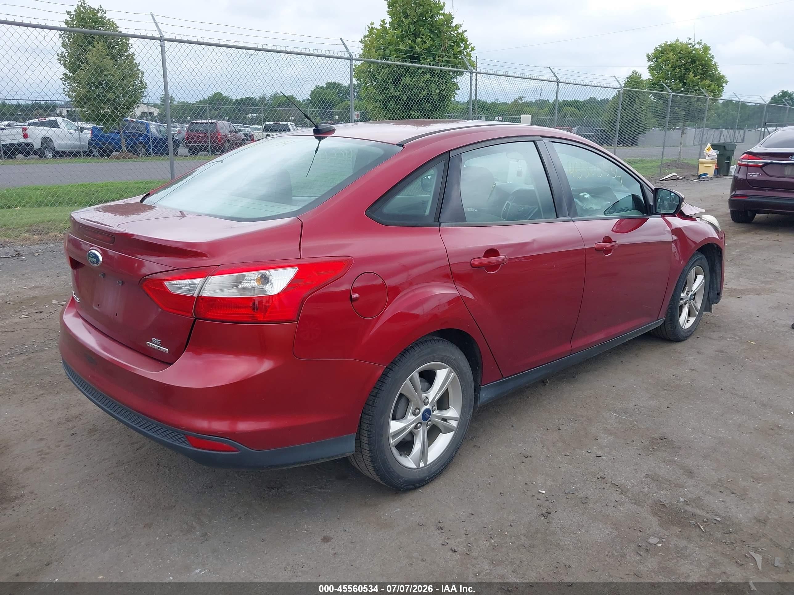 2013 Ford Focus Se Red vin: 1FADP3F28DL359162