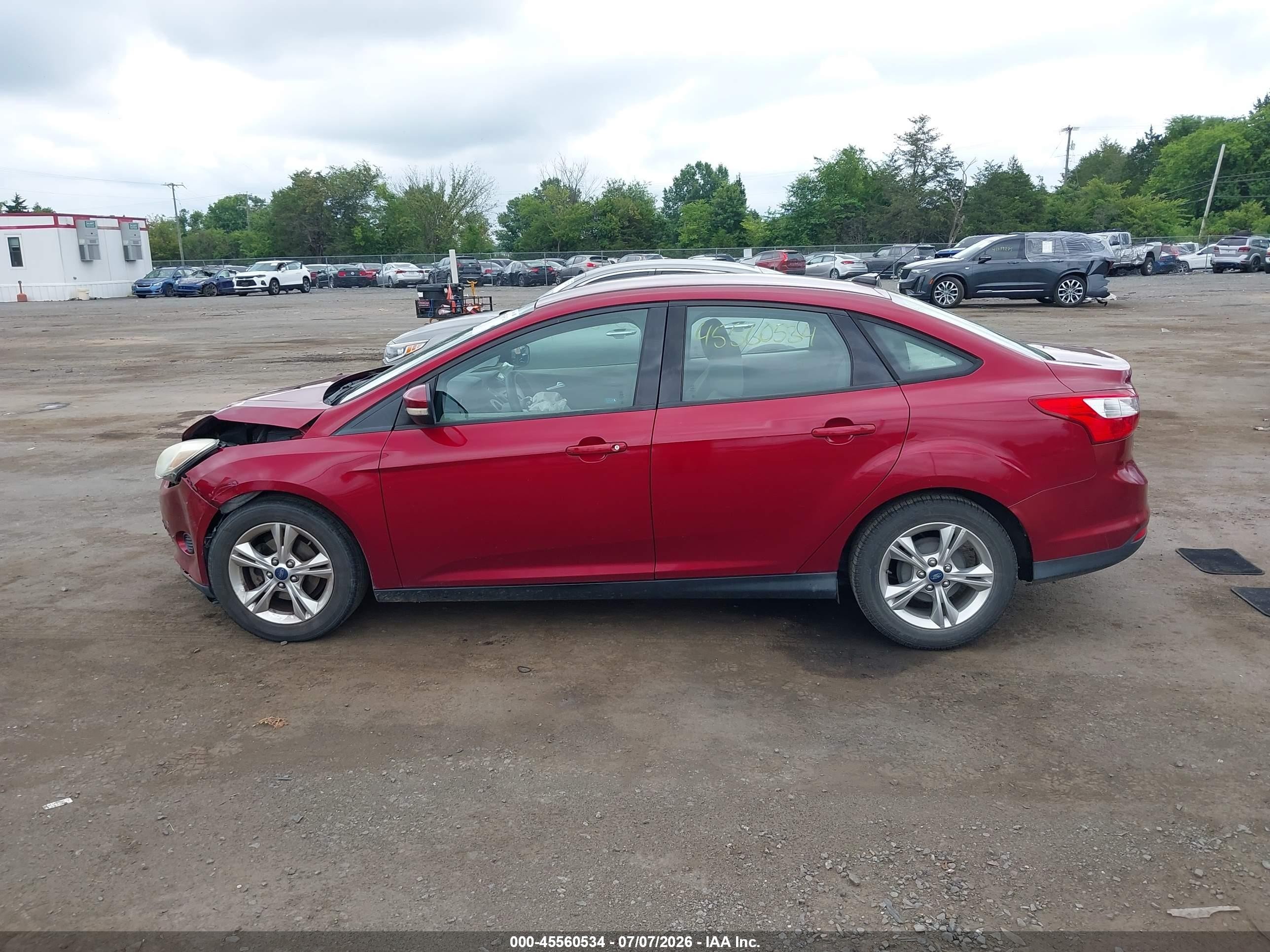 2013 Ford Focus Se Red vin: 1FADP3F28DL359162