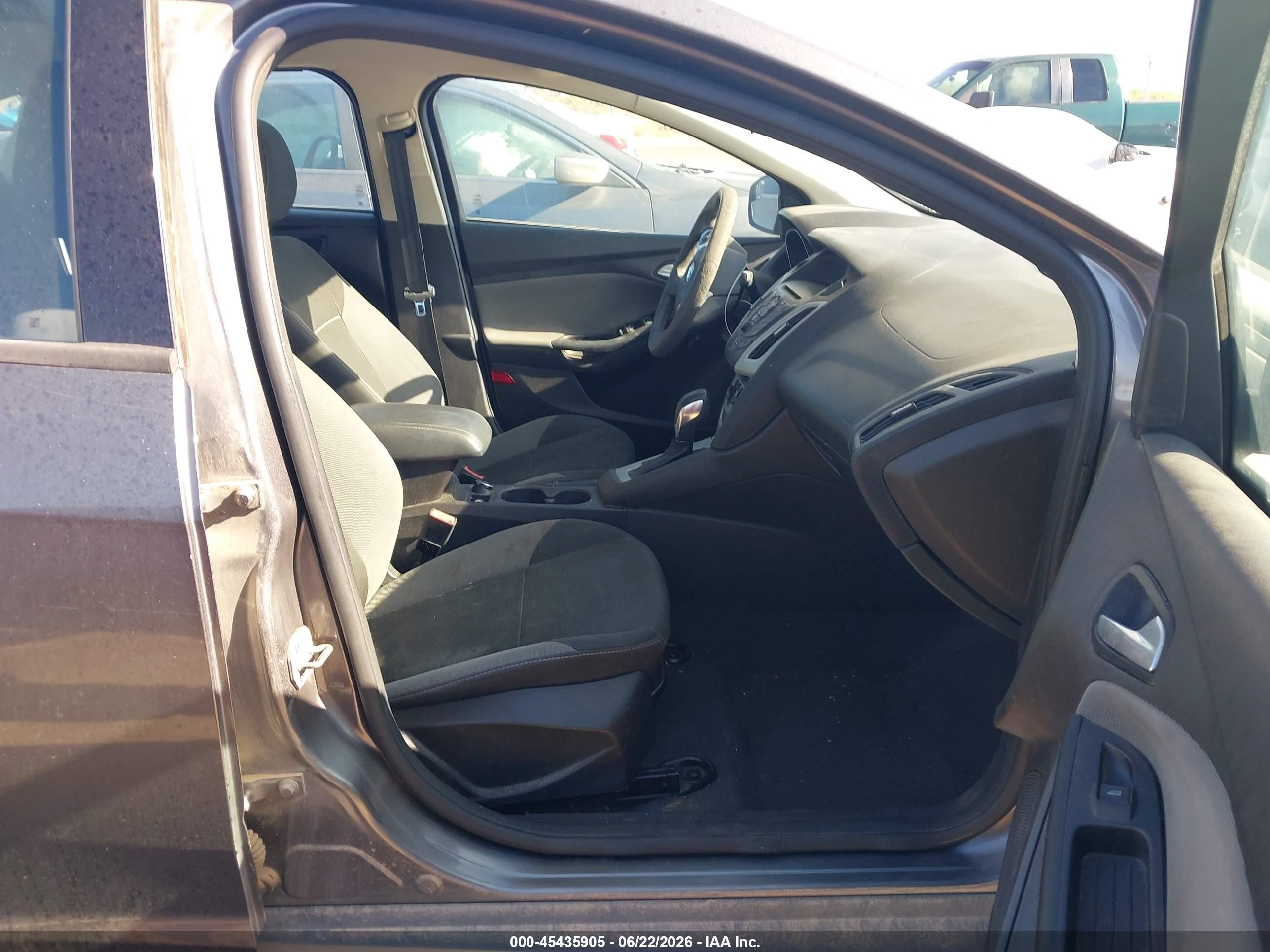 2013 Ford Focus Se Gray vin: 1FADP3F28DL372686