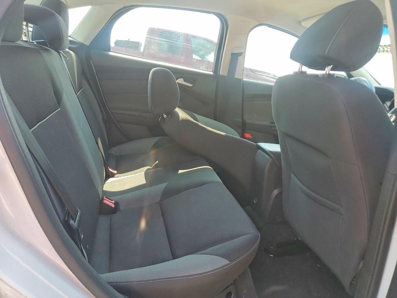 2013 Ford Focus Se White vin: 1FADP3F28DL379993