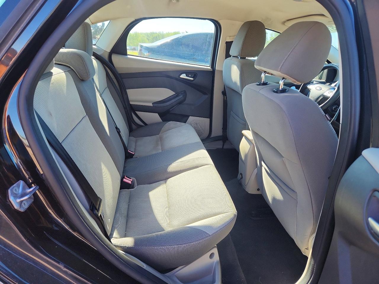 2014 Ford Focus Se Black vin: 1FADP3F28EL103590