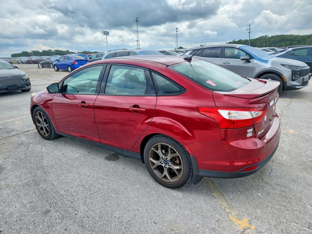 2014 Ford Focus Se Red vin: 1FADP3F28EL136069