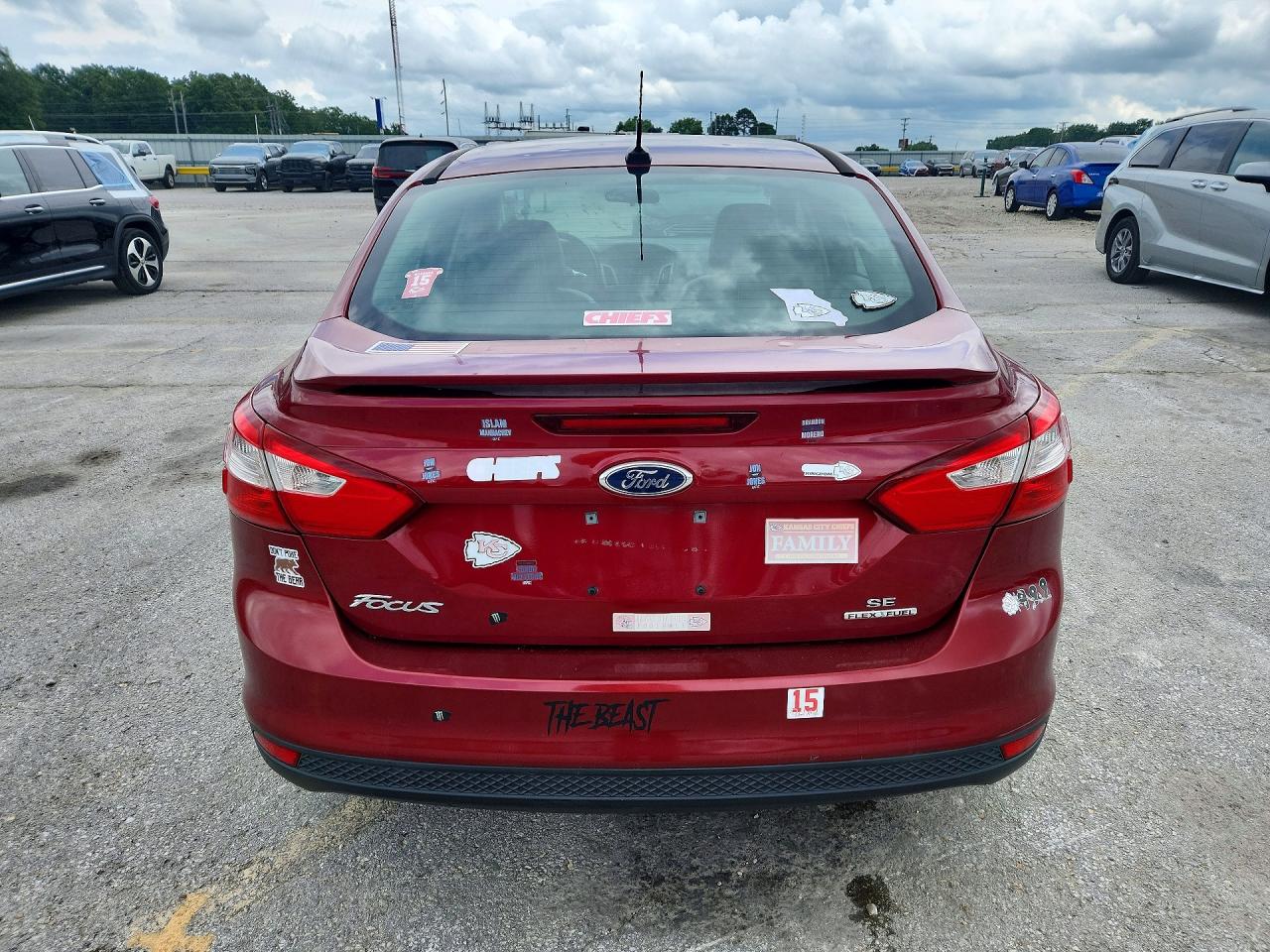 2014 Ford Focus Se Red vin: 1FADP3F28EL136069