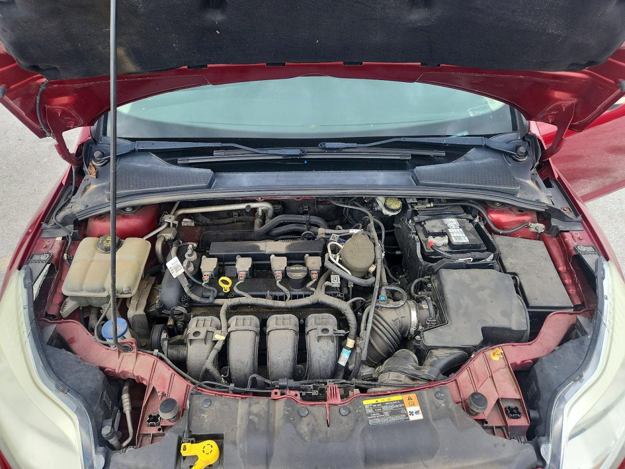 2014 Ford Focus Se Red vin: 1FADP3F28EL136069