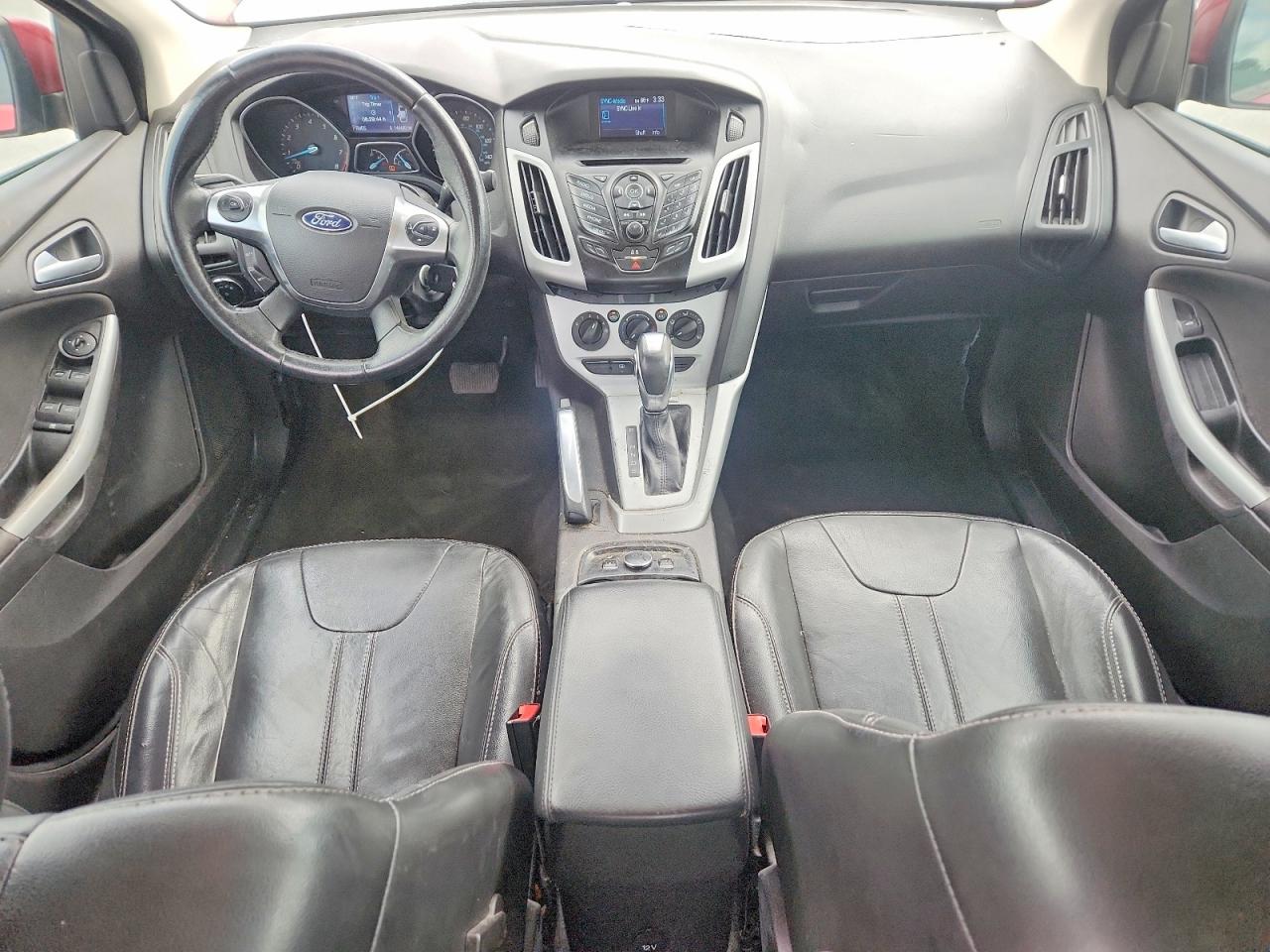 2014 Ford Focus Se Red vin: 1FADP3F28EL136069
