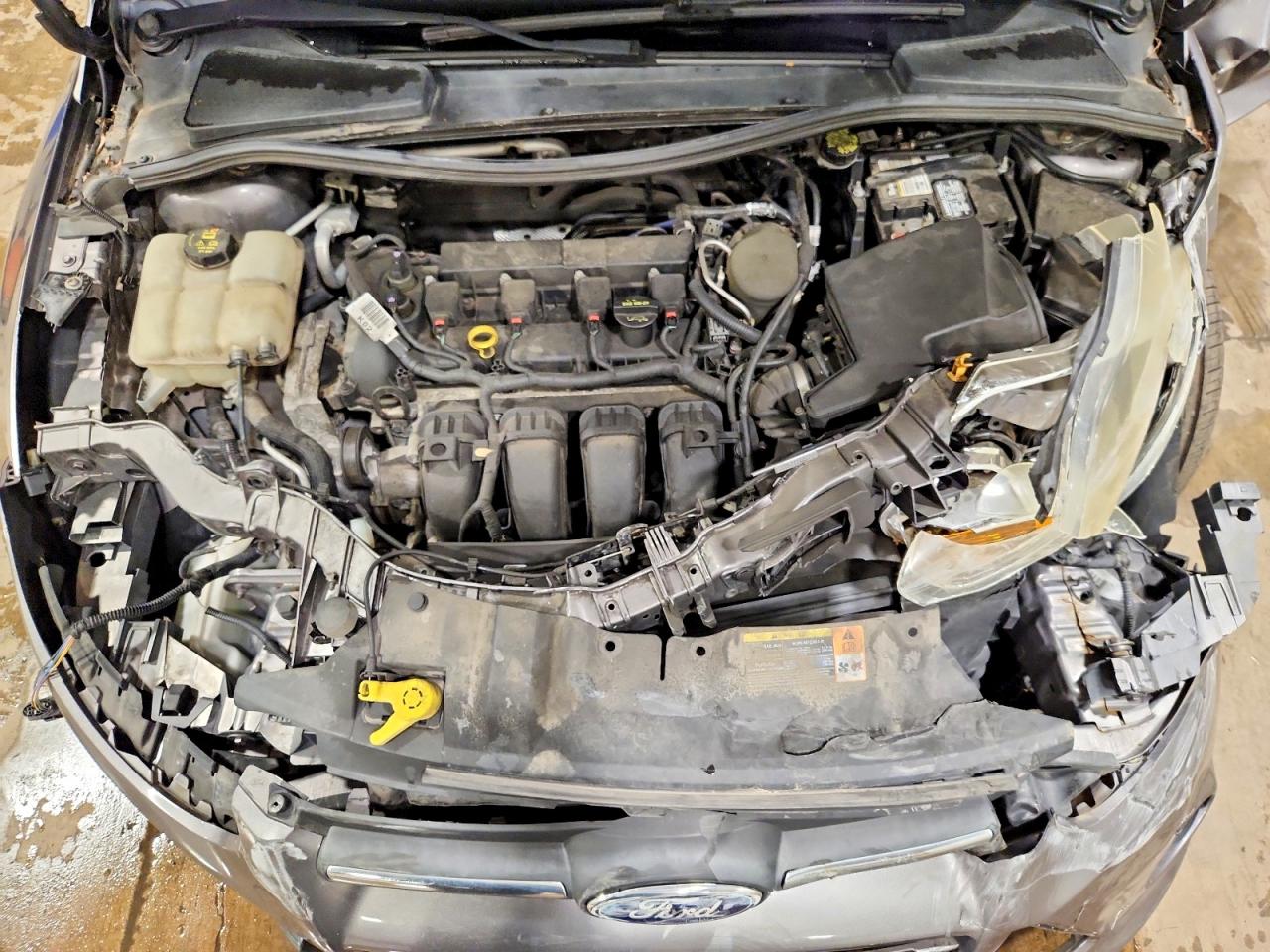 2014 Ford Focus Se Gray vin: 1FADP3F28EL137027
