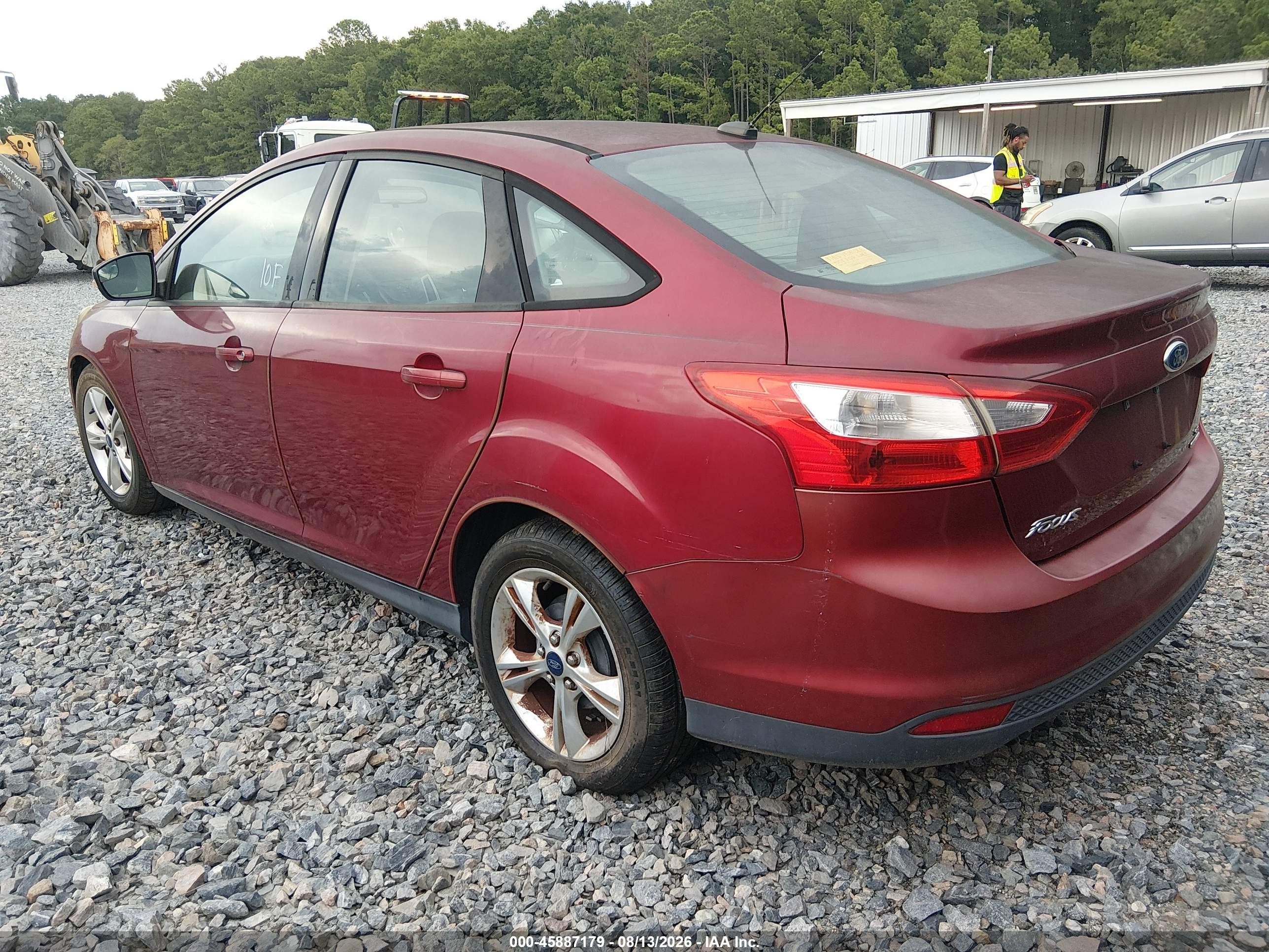 2014 Ford Focus Se Red vin: 1FADP3F28EL159853