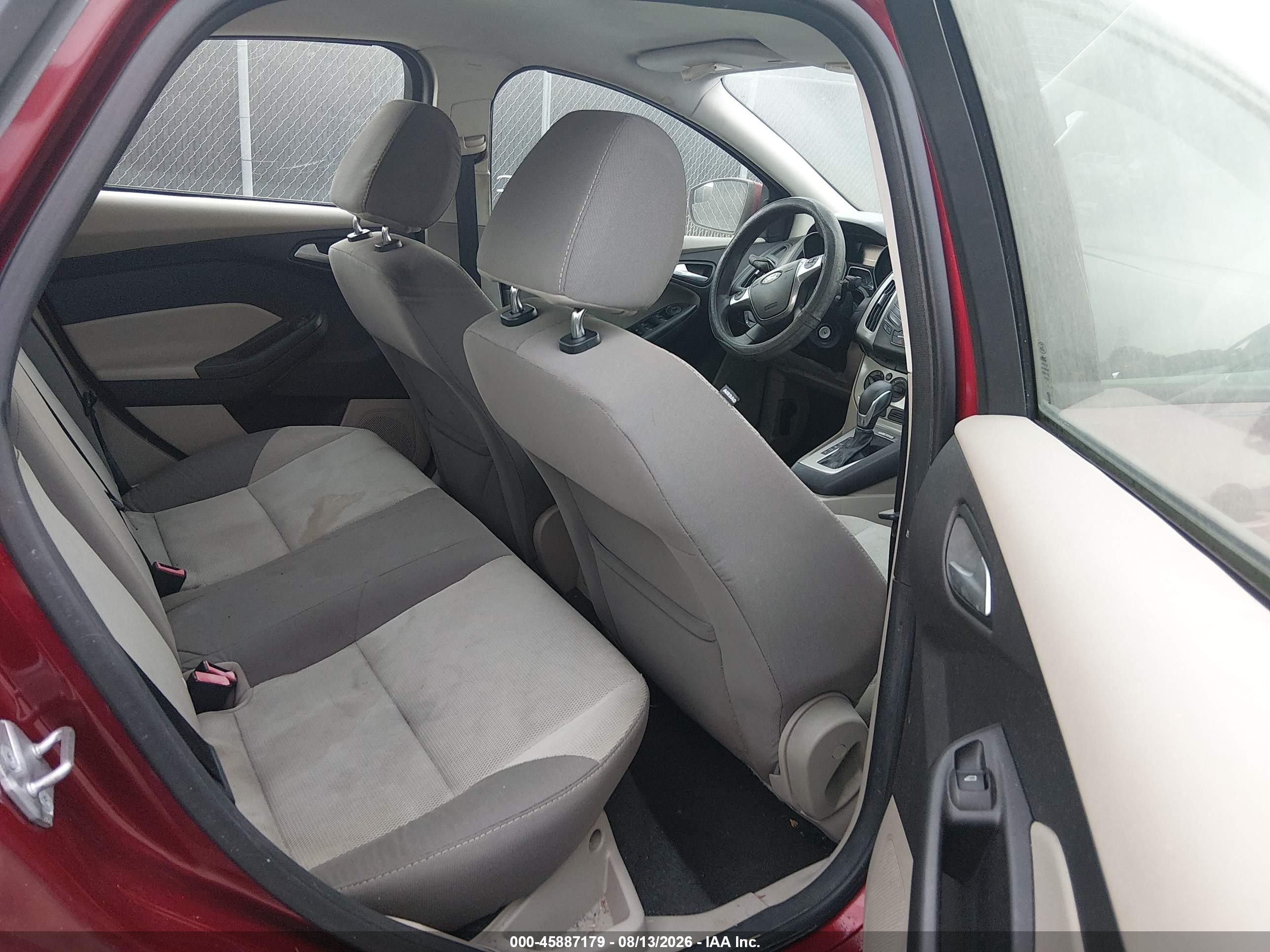 2014 Ford Focus Se Red vin: 1FADP3F28EL159853