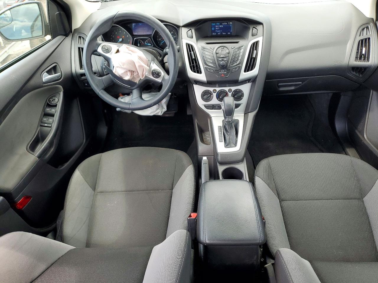 2014 Ford Focus Gray vin: 1FADP3F28EL166169
