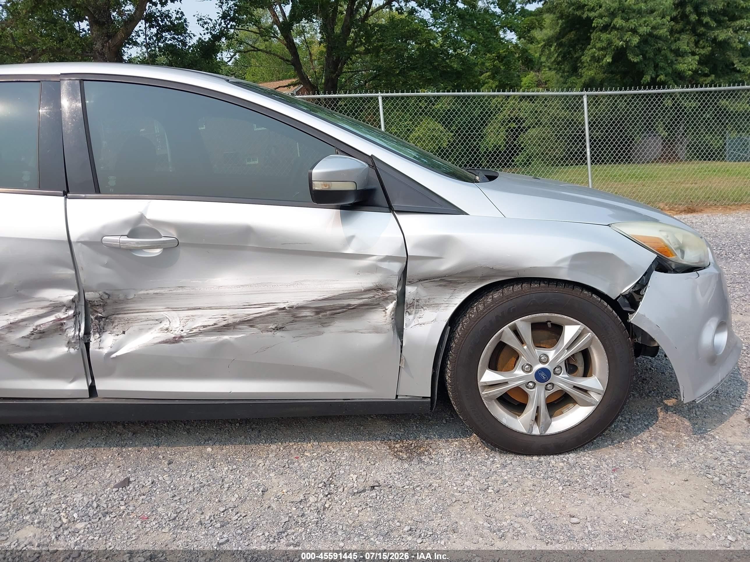 2014 Ford Focus Se Silver vin: 1FADP3F28EL171386