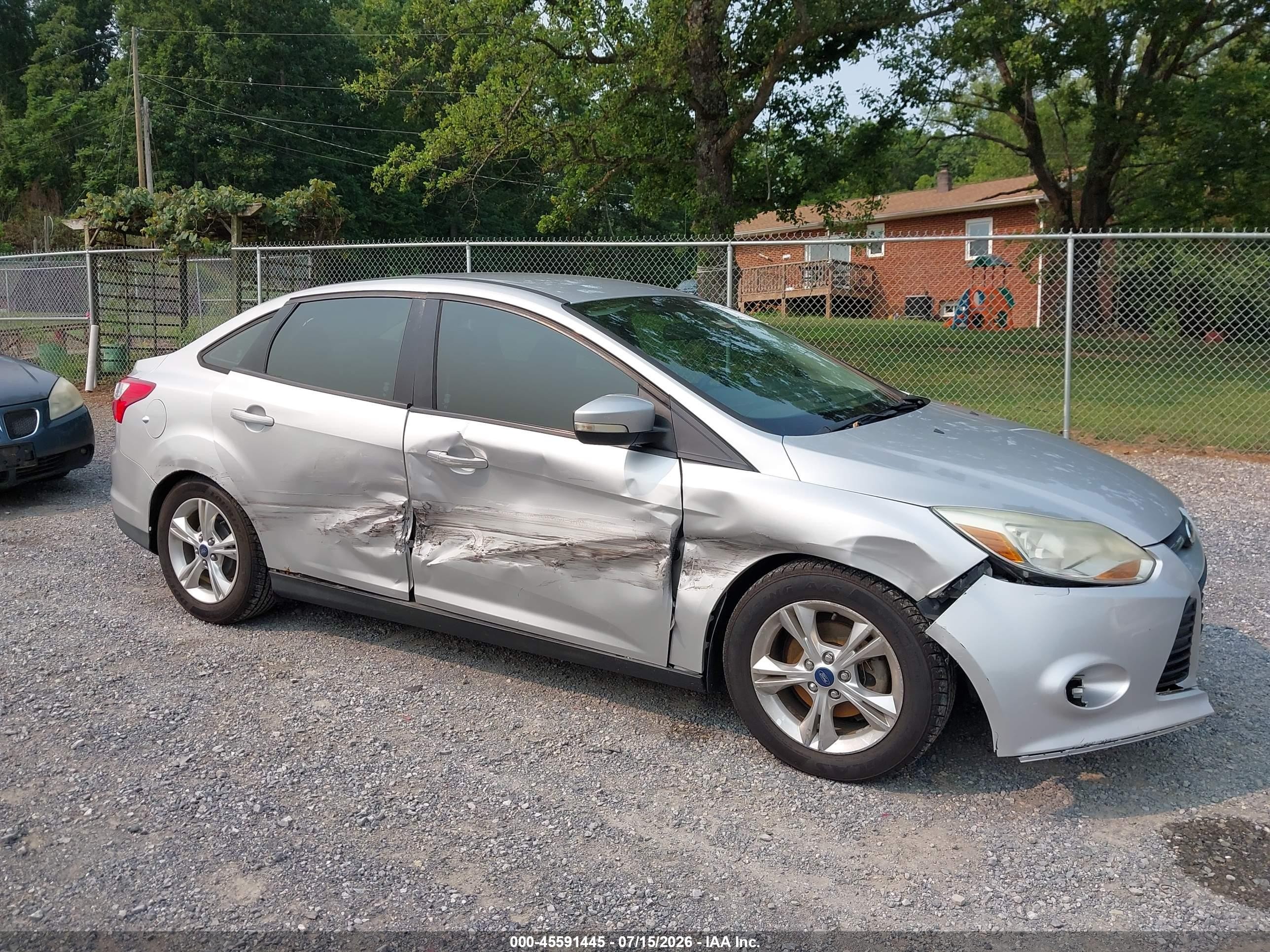 2014 Ford Focus Se Silver vin: 1FADP3F28EL171386