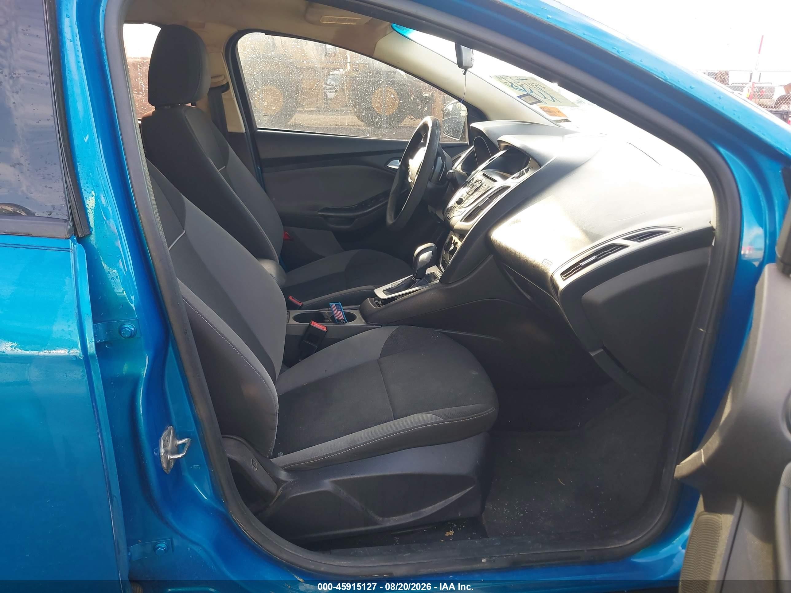 2014 Ford Focus Se Blue vin: 1FADP3F28EL179214
