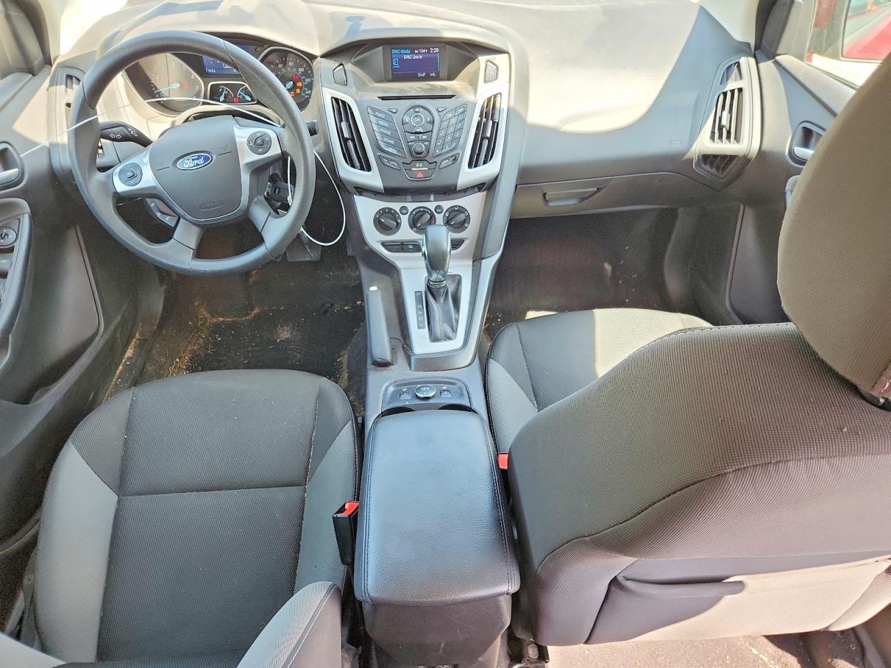 2014 Ford Focus Se Red vin: 1FADP3F28EL192397