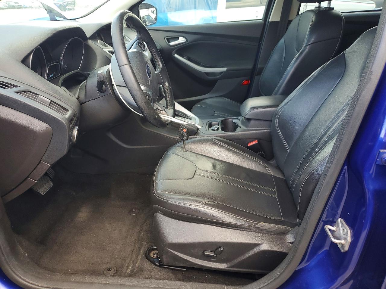 2014 Ford Focus Se Blue vin: 1FADP3F28EL204063