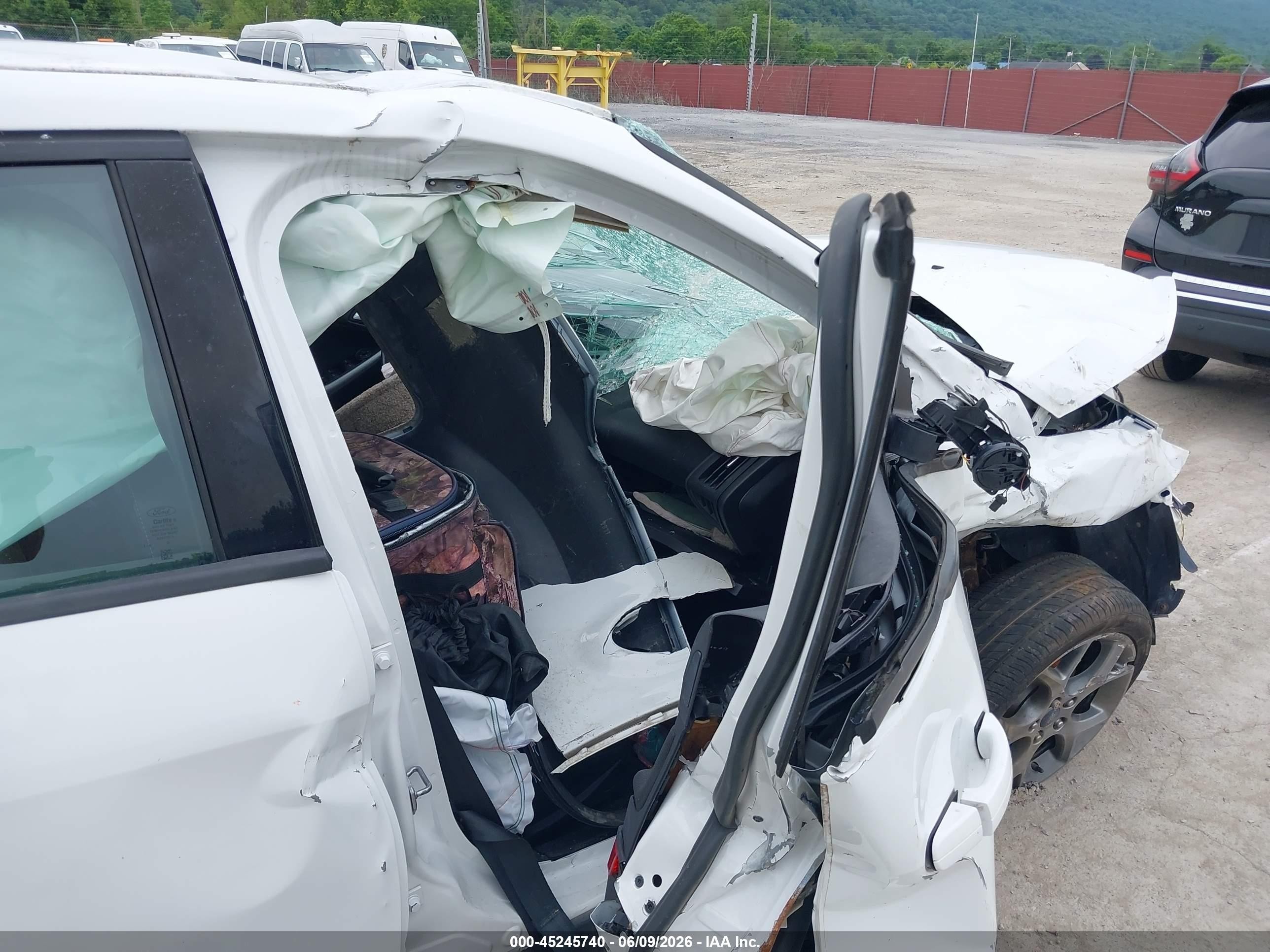 2014 Ford Focus Se White vin: 1FADP3F28EL207013