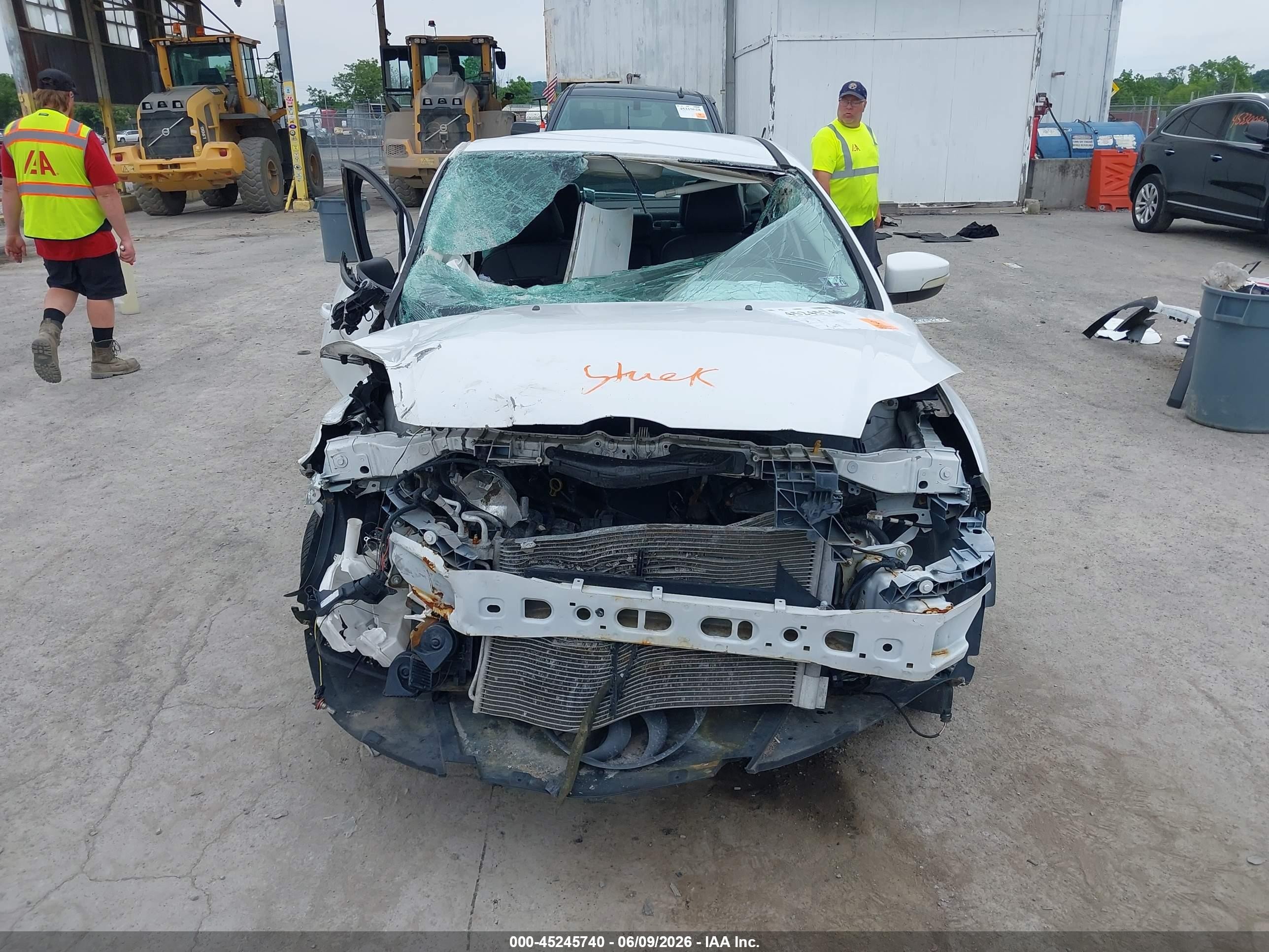 2014 Ford Focus Se White vin: 1FADP3F28EL207013