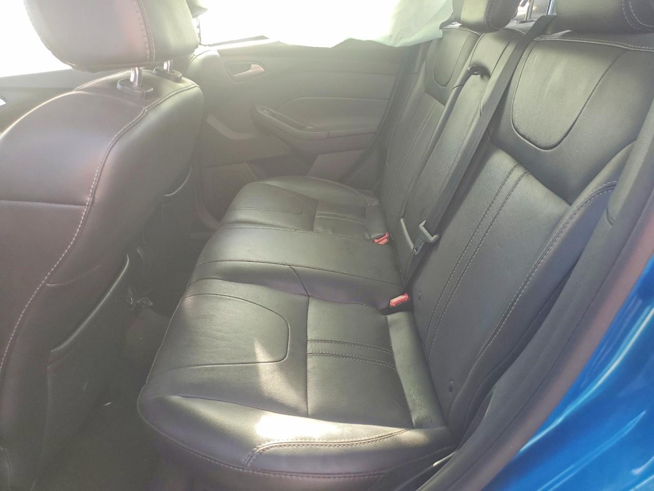 2014 Ford Focus Se Blue vin: 1FADP3F28EL229609