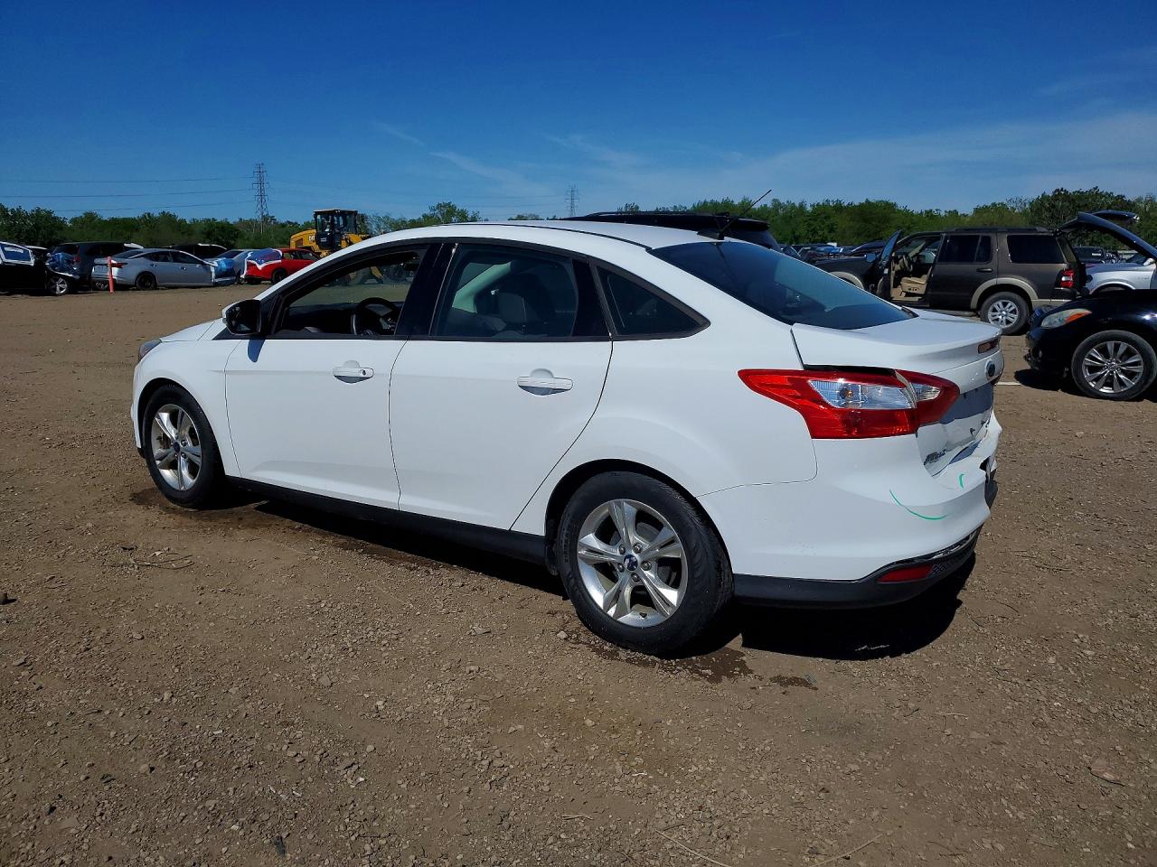 2014 Ford Focus Se White vin: 1FADP3F28EL234633