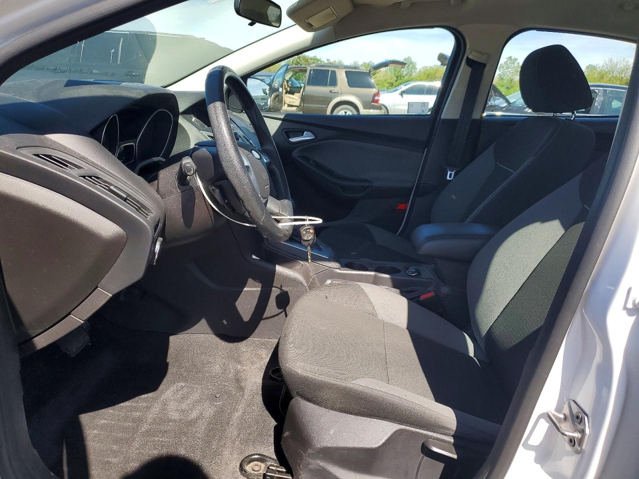 2014 Ford Focus Se White vin: 1FADP3F28EL234633