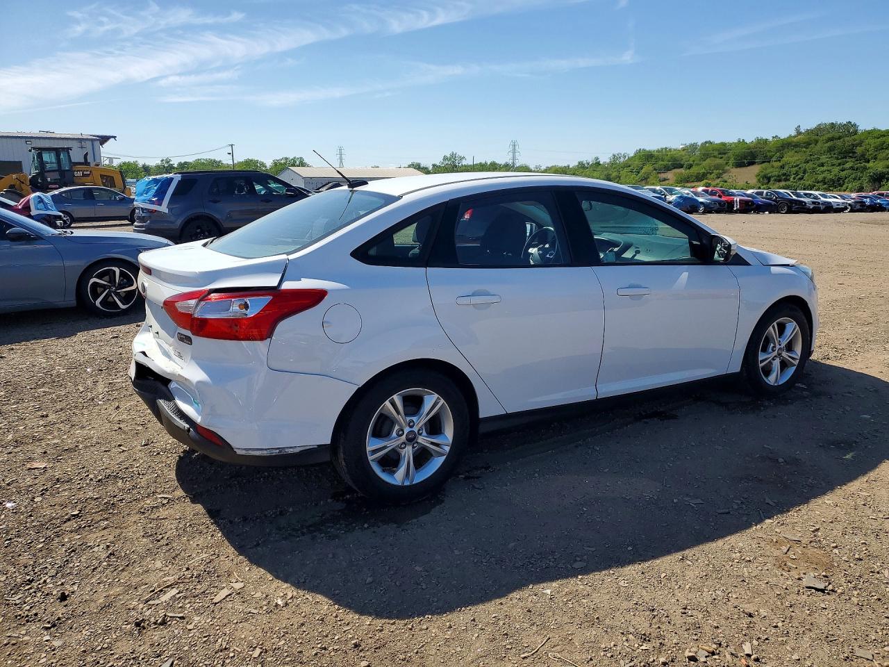 2014 Ford Focus Se White vin: 1FADP3F28EL234633