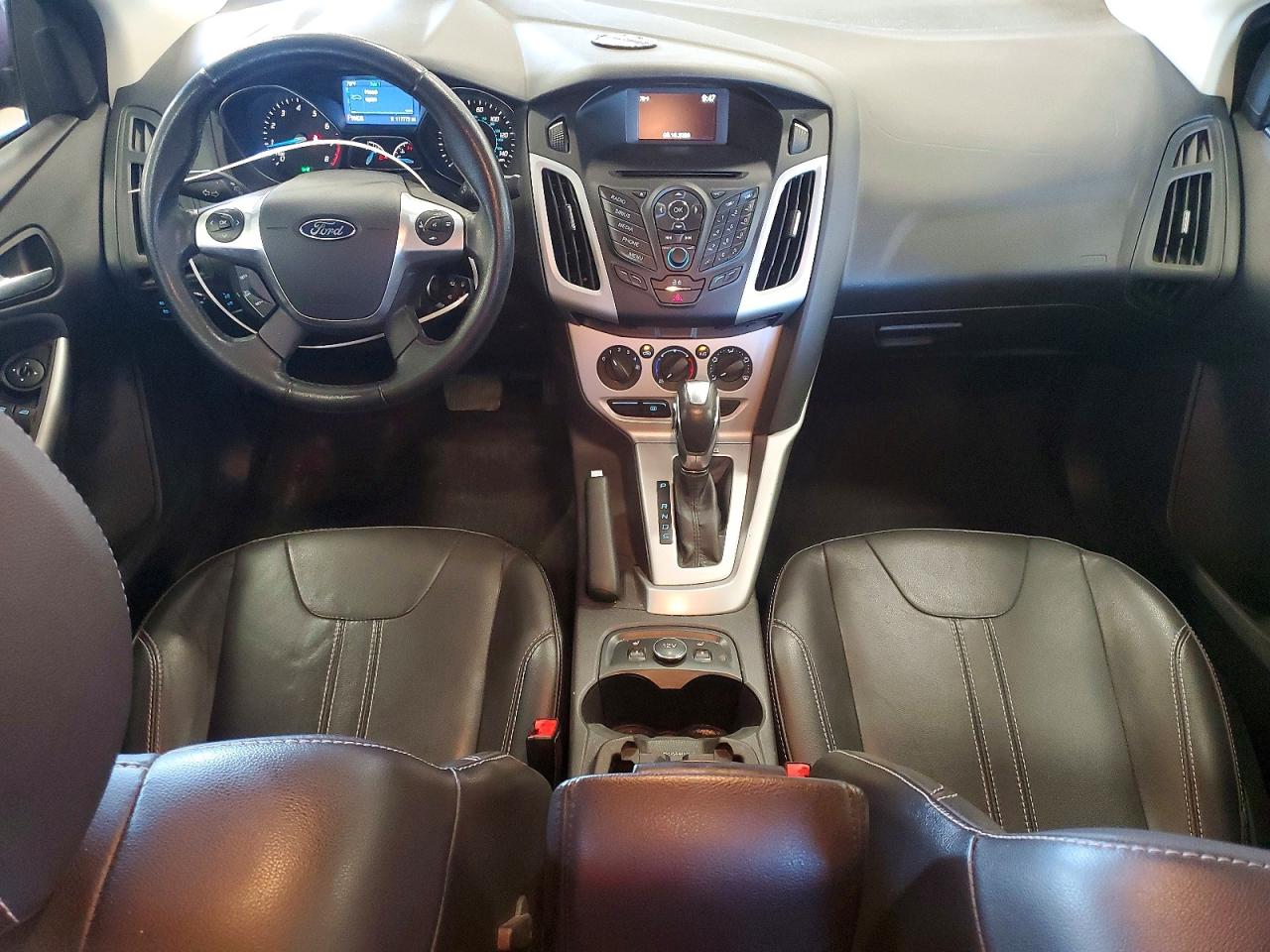 2014 Ford Focus S Red vin: 1FADP3F28EL264246