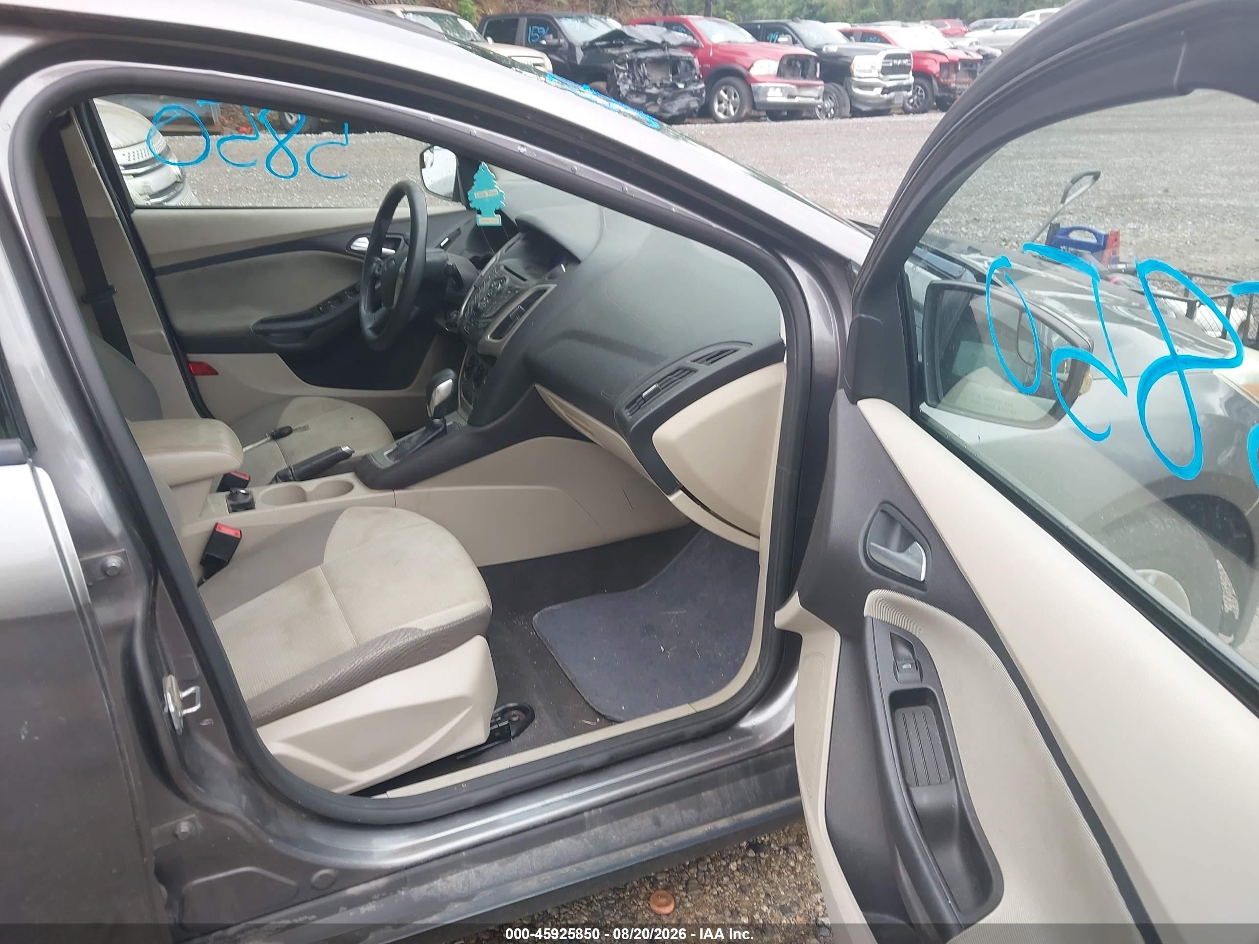 2014 Ford Focus Se Pewter vin: 1FADP3F28EL266451