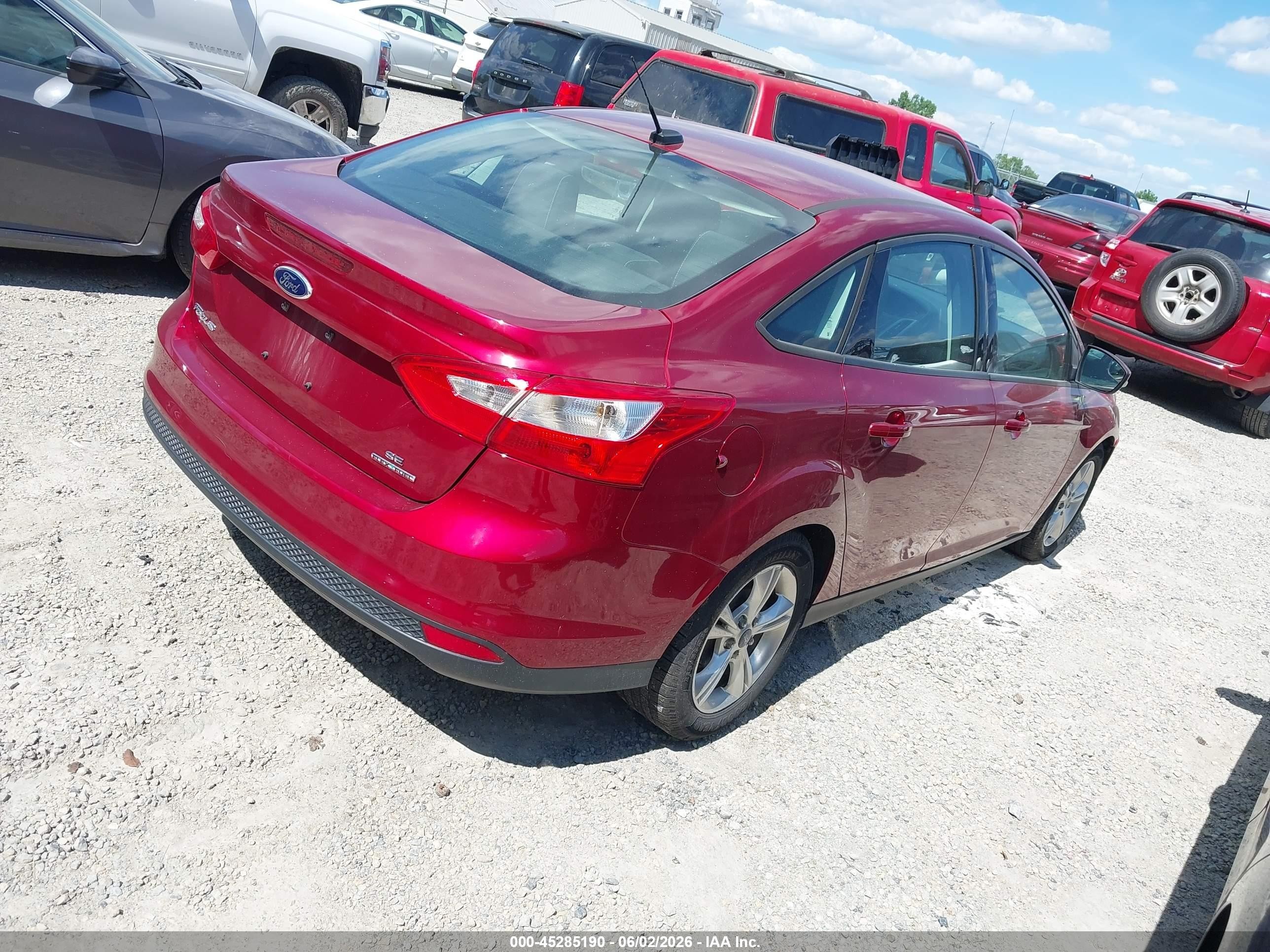2014 Ford Focus Se Red vin: 1FADP3F28EL269866