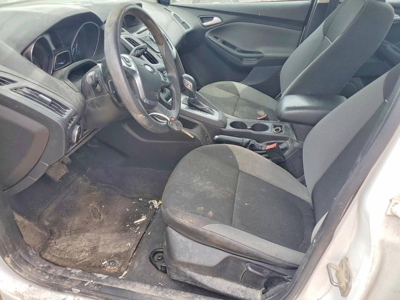 2014 Ford Focus Se White vin: 1FADP3F28EL270824