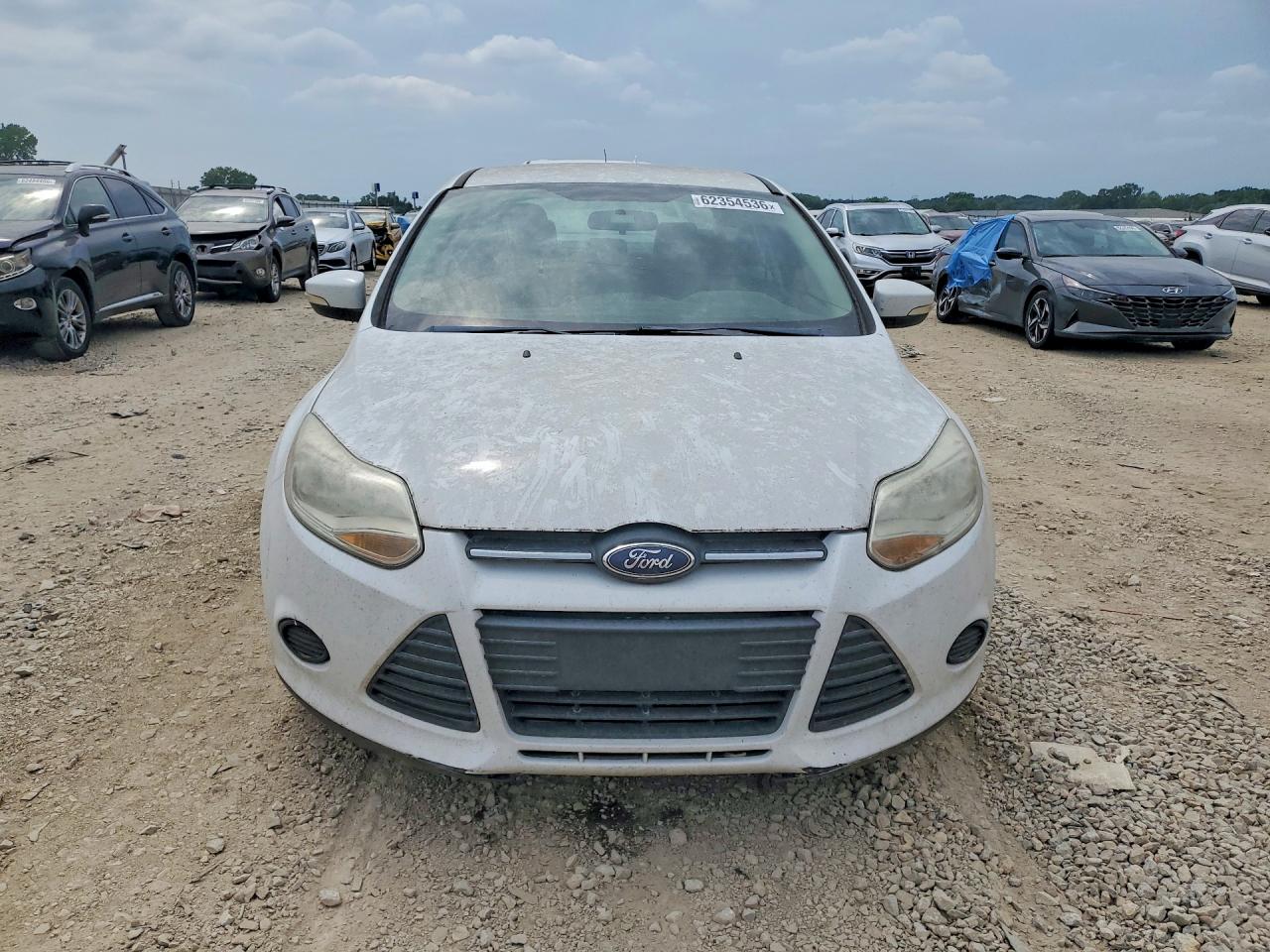 2014 Ford Focus Se White vin: 1FADP3F28EL270824