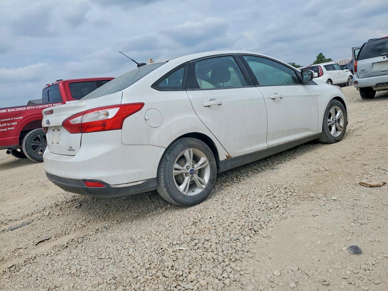 2014 Ford Focus Se White vin: 1FADP3F28EL270824