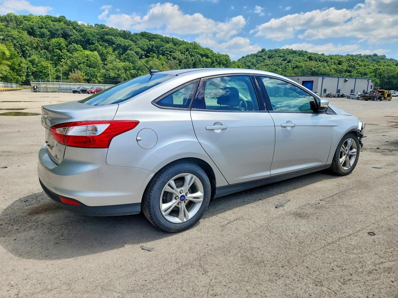 2014 Ford Focus Se Silver vin: 1FADP3F28EL304809