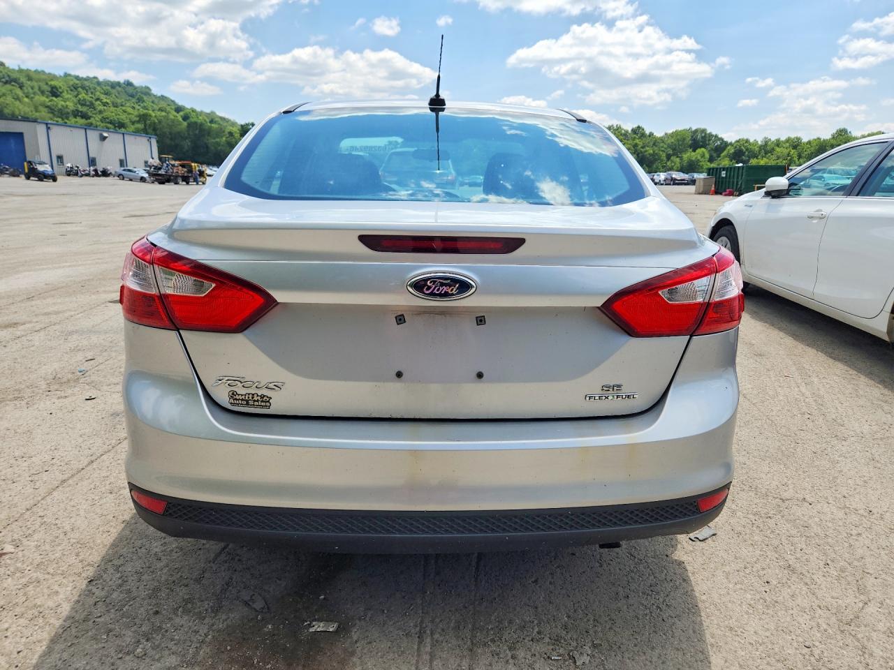 2014 Ford Focus Se Silver vin: 1FADP3F28EL304809