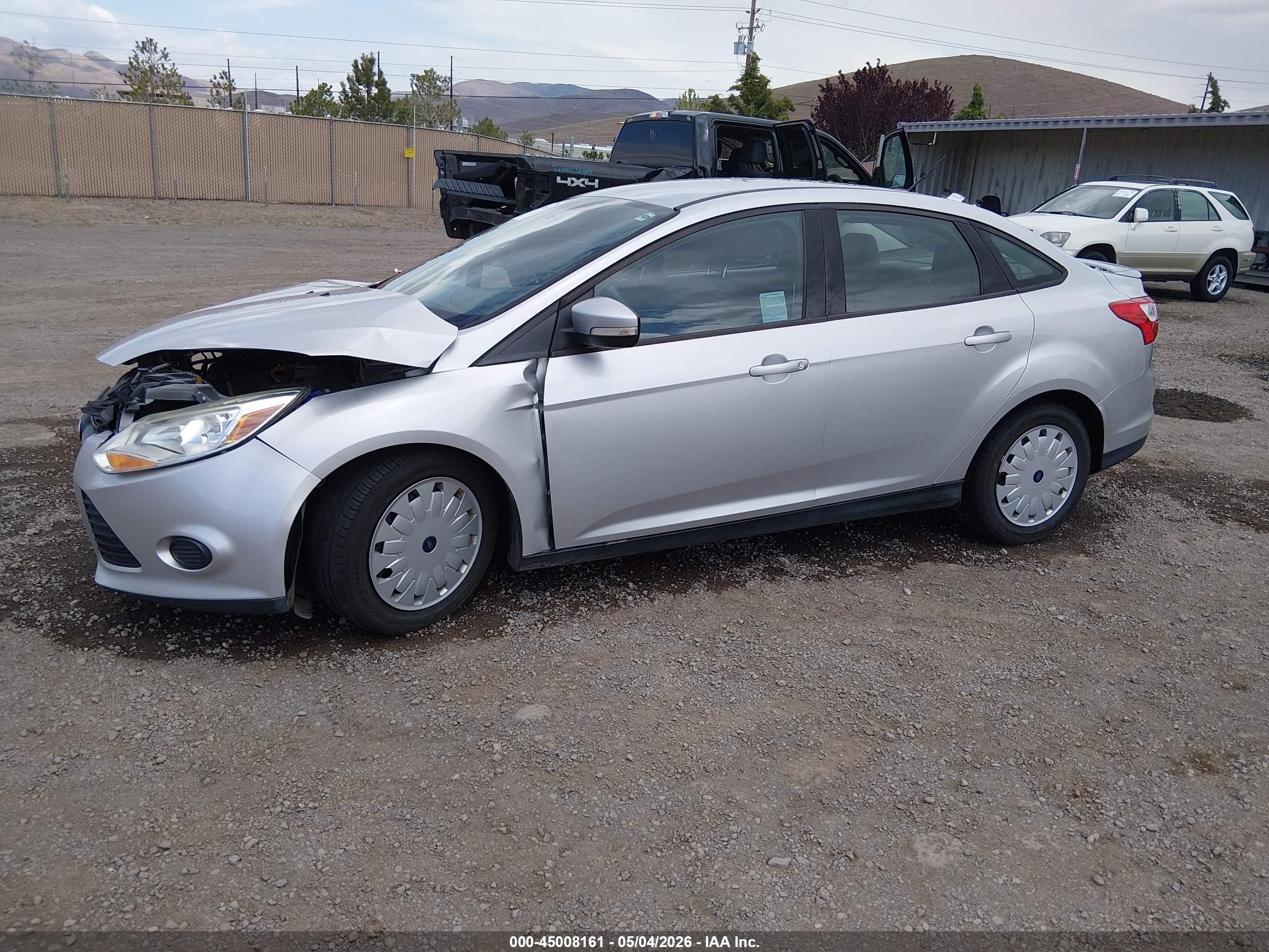 2014 Ford Focus Se Silver vin: 1FADP3F28EL306141