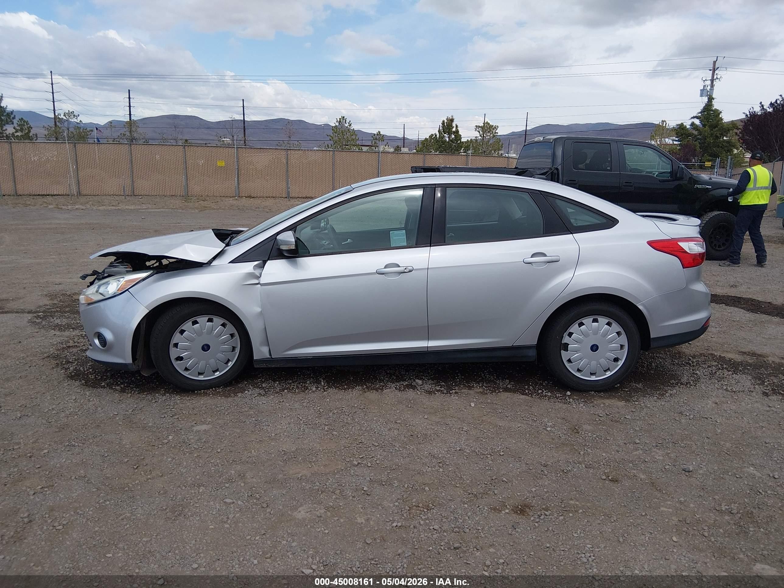 2014 Ford Focus Se Silver vin: 1FADP3F28EL306141