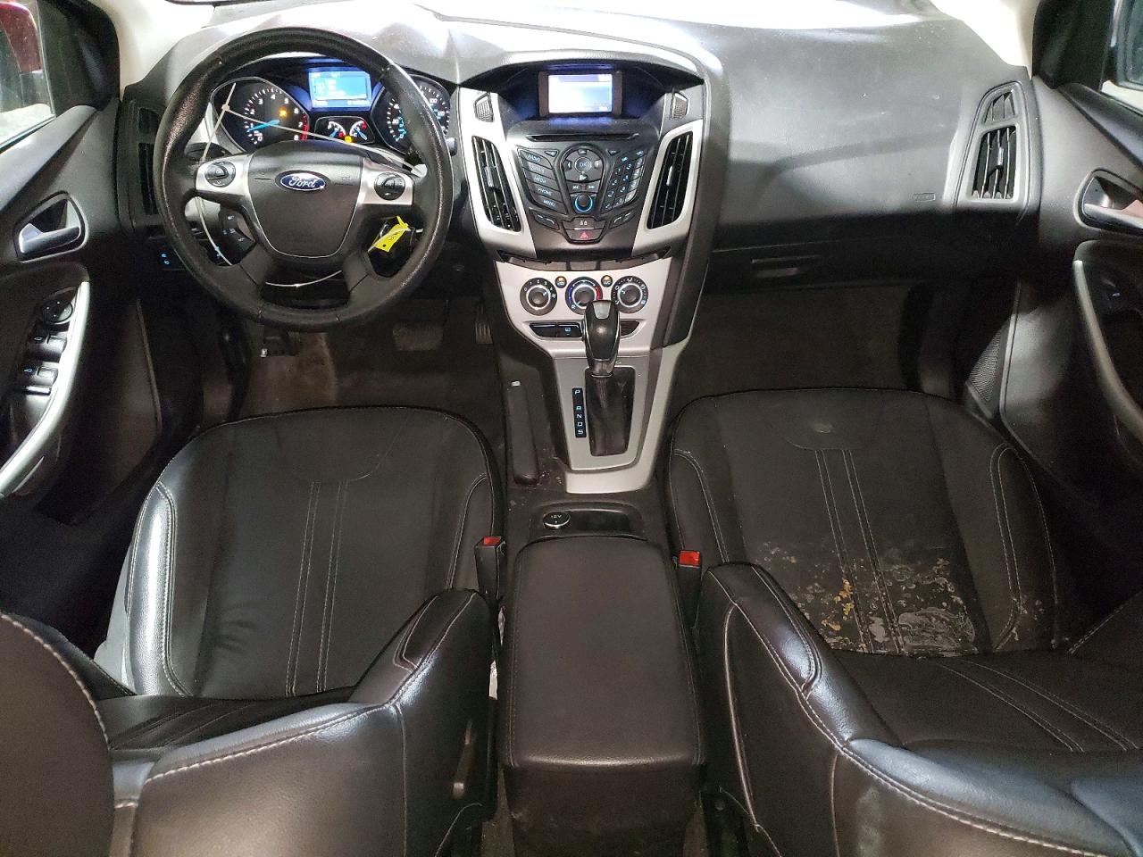 2014 Ford Focus Se Red vin: 1FADP3F28EL318452