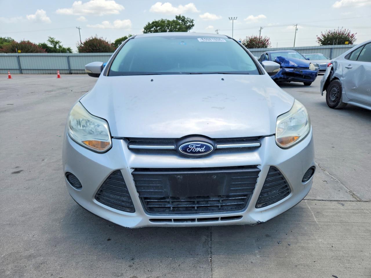 2014 Ford Focus Se Silver vin: 1FADP3F28EL318483