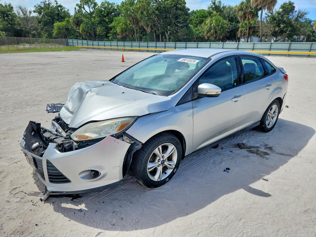 2014 Ford Focus Se Silver vin: 1FADP3F28EL322078