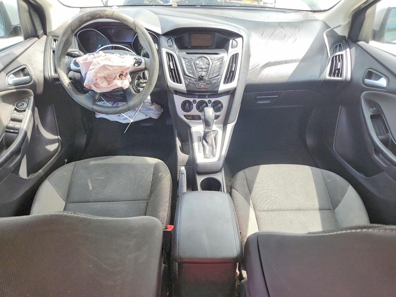 2014 Ford Focus Se Silver vin: 1FADP3F28EL322078