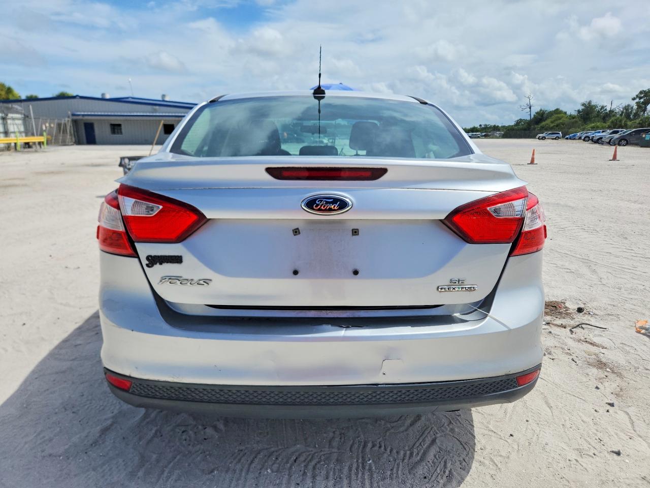 2014 Ford Focus Se Silver vin: 1FADP3F28EL322078