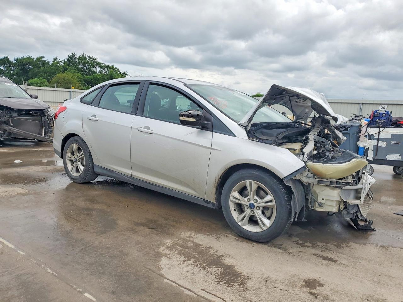 2014 Ford Focus Se Silver vin: 1FADP3F28EL322873