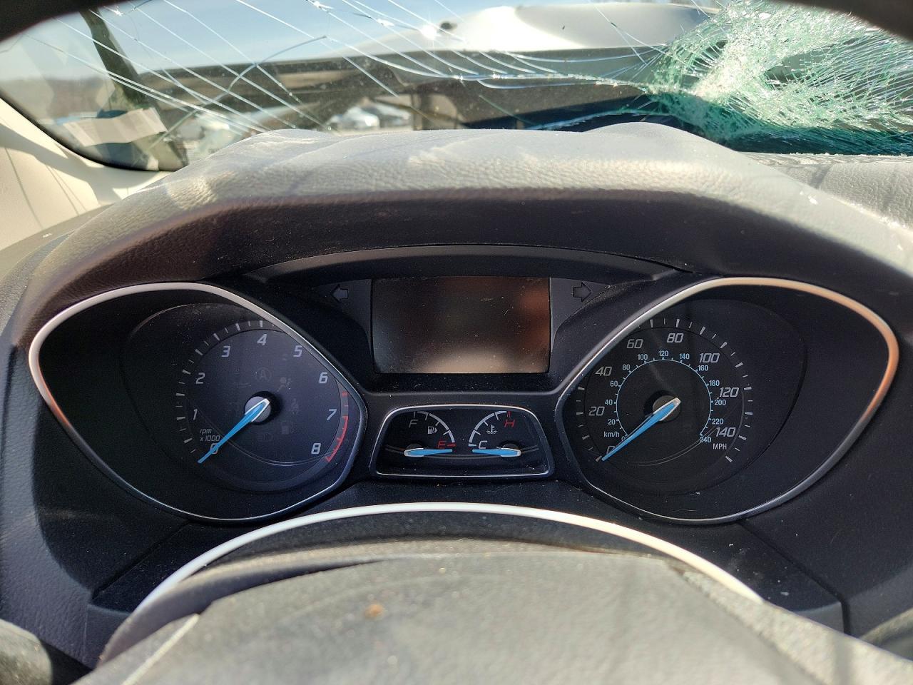 2014 Ford Focus Se Серебряный vin: 1FADP3F28EL329449