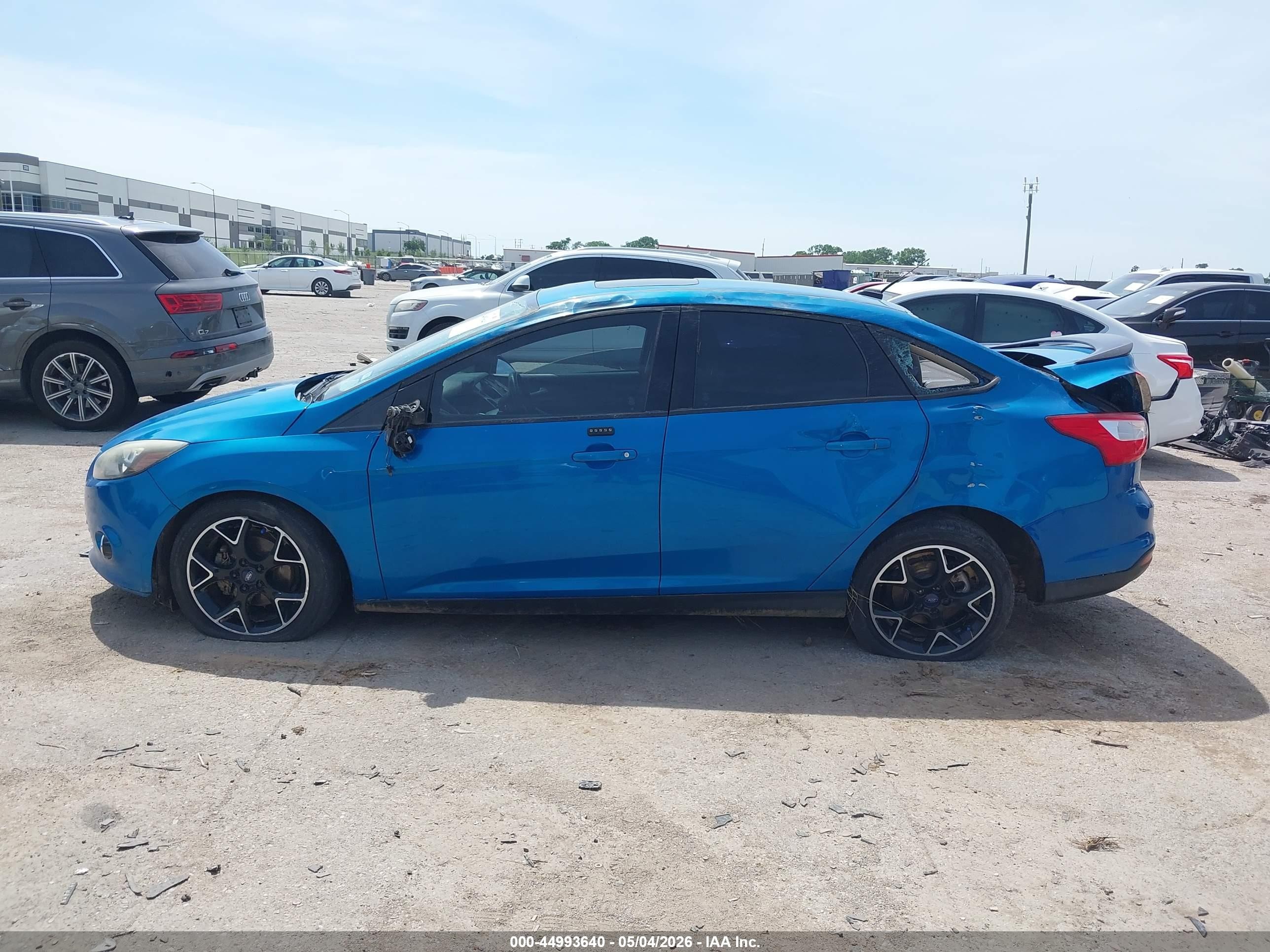 2014 Ford Focus Se Blue vin: 1FADP3F28EL348731