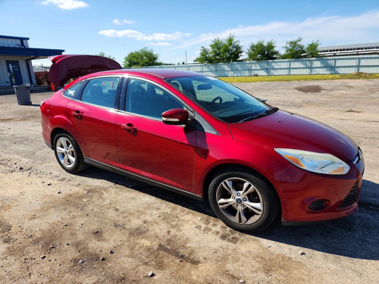 2014 Ford Focus Se Burgundy vin: 1FADP3F28EL355274