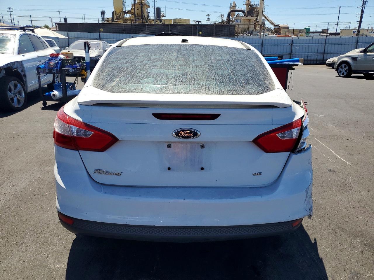 2014 Ford Focus Se Белый vin: 1FADP3F28EL355484