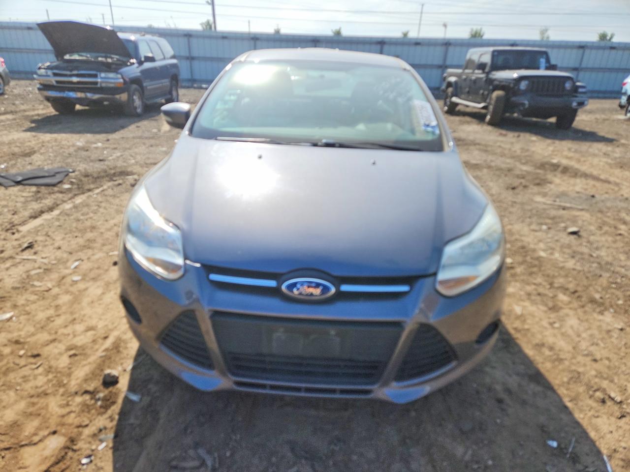2014 Ford Focus Se Gray vin: 1FADP3F28EL369742