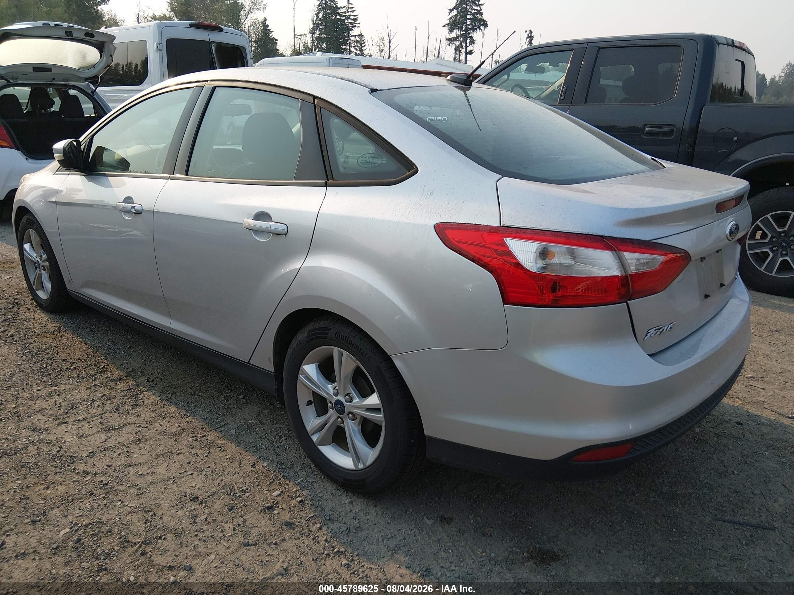 2014 Ford Focus Se Silver vin: 1FADP3F28EL391868