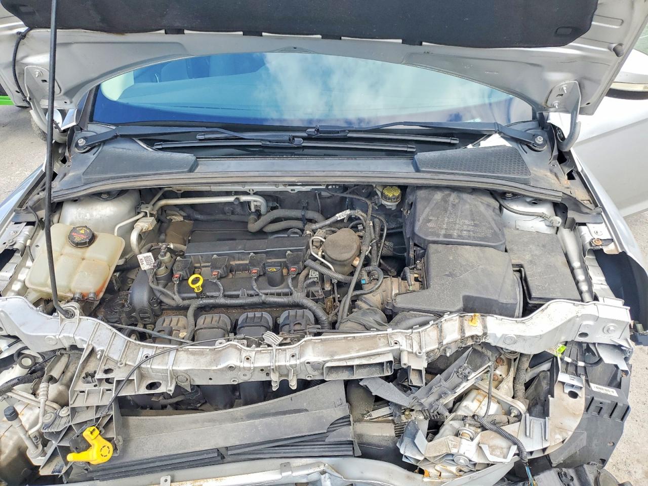 2014 Ford Focus Se Silver vin: 1FADP3F28EL393135
