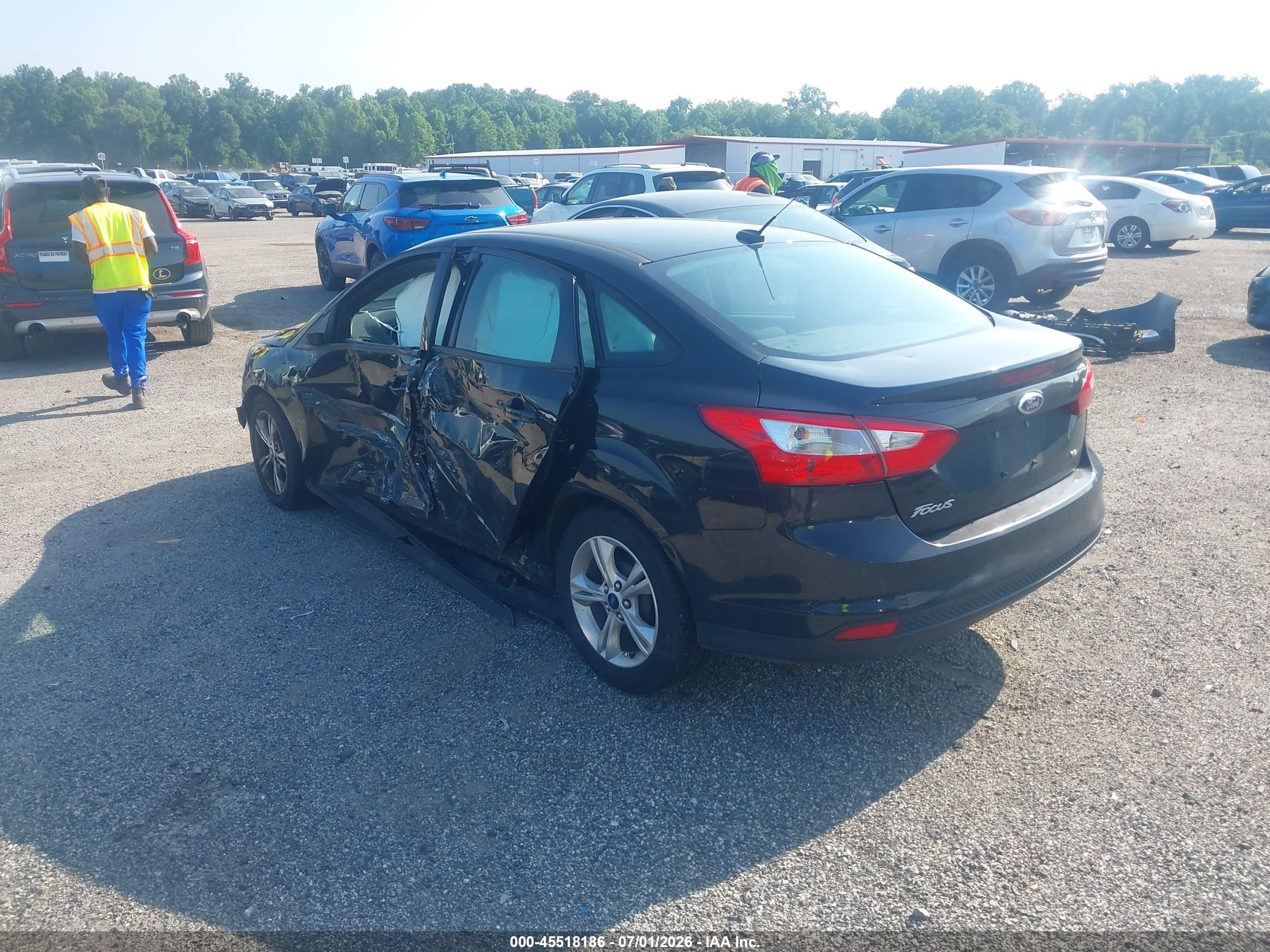 2014 Ford Focus Se Black vin: 1FADP3F28EL396715